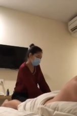 Di Kosan Ewe Terapis Pijat Panggilan