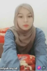 Aiicee Hijab Tetek Sekepel Kfc