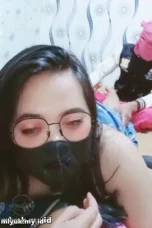 Janda Toge Dipijat Suami Orang